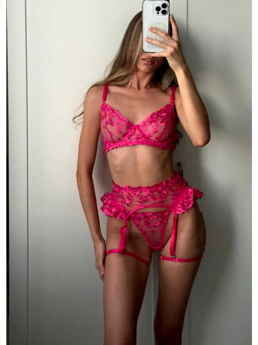 Charlie Dessous
