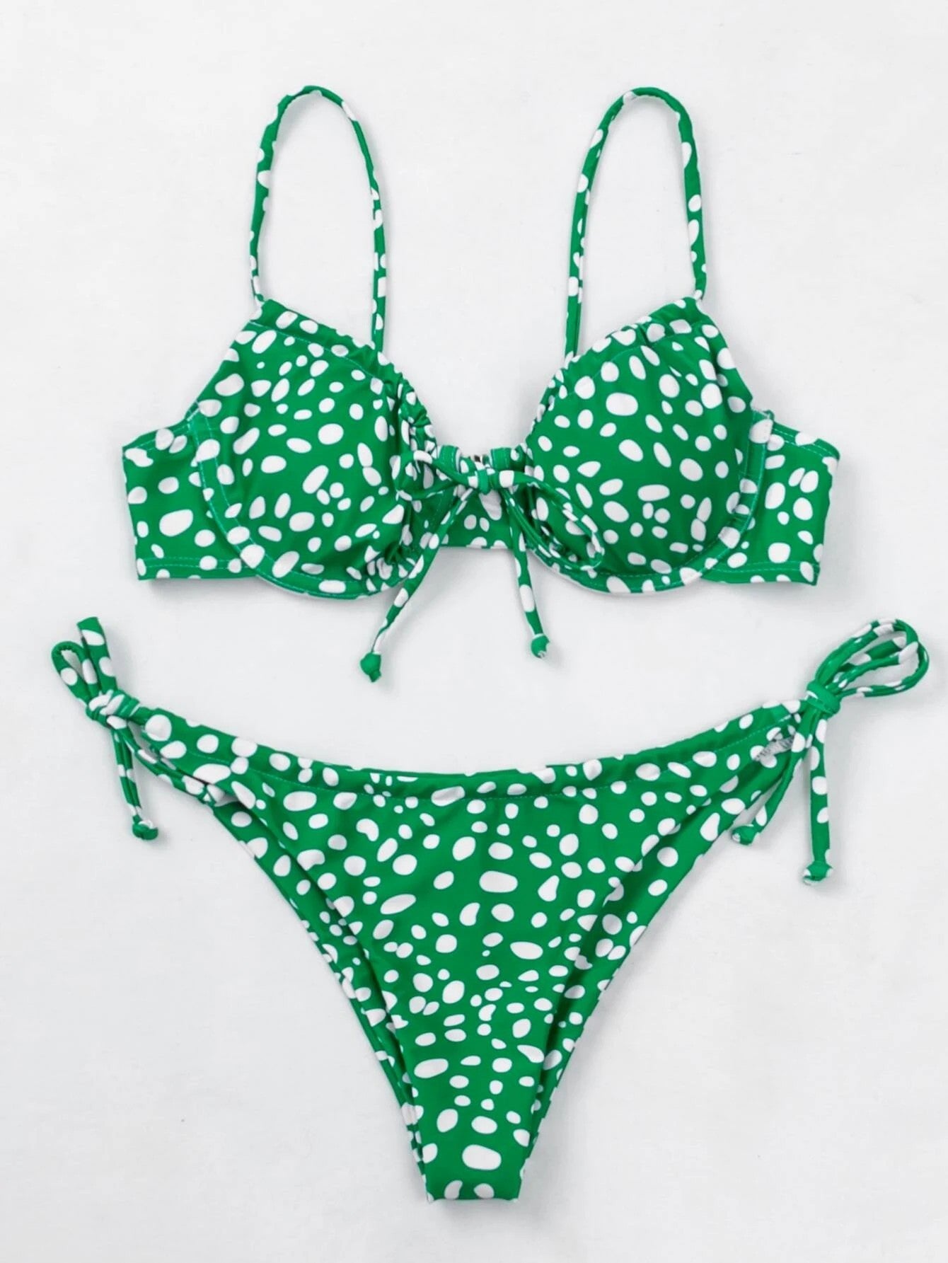 Bikini with polka dots